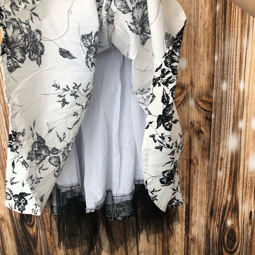 Hearts & Roses Graphite Flower Halter Dress - Picture 6 of 10
